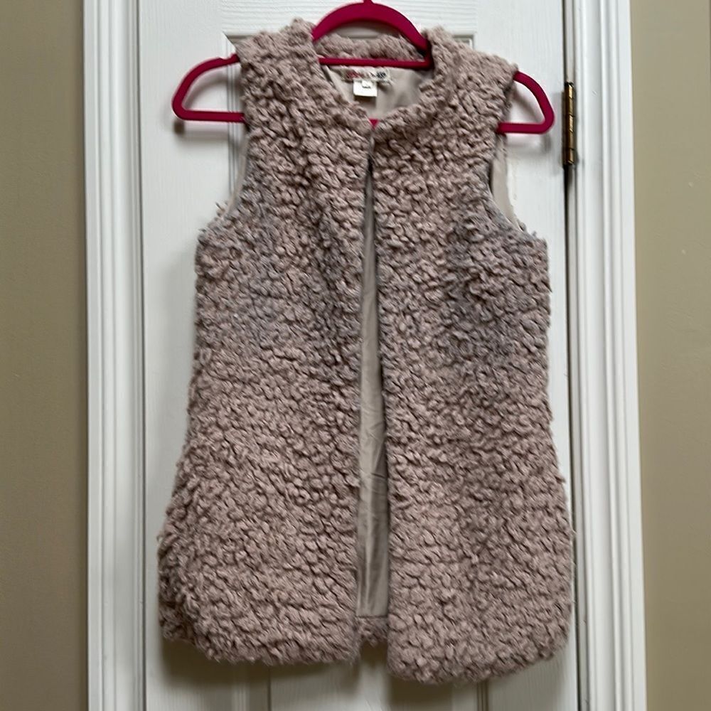 Ragdoll and rockets adorable taupe Sherpa vest